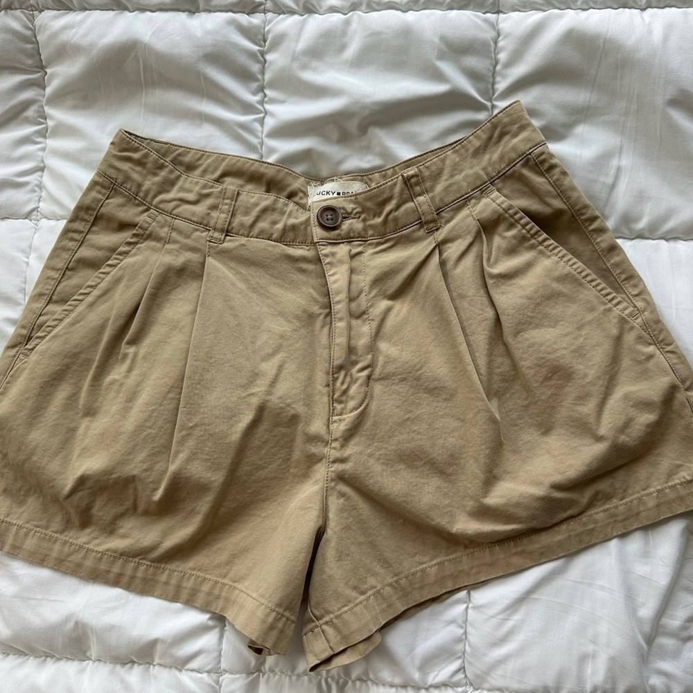 Lucky Brand Women's Khaki Cargo Shorts